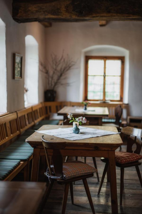 Weingut Koegl Bed & Breakfast Ratsch an der Weinstrasse Exterior photo