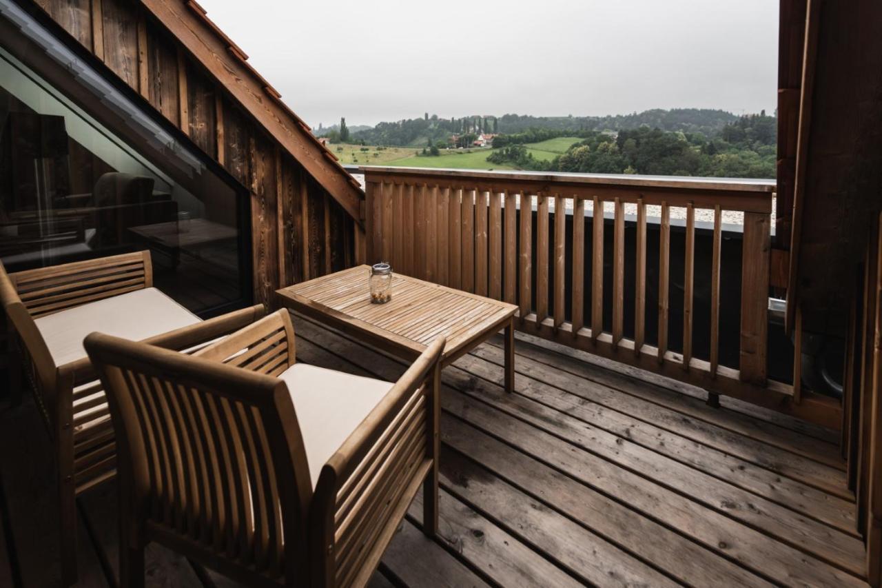 Weingut Koegl Bed & Breakfast Ratsch an der Weinstrasse Exterior photo
