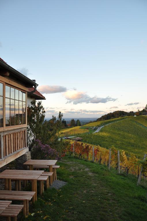Weingut Koegl Bed & Breakfast Ratsch an der Weinstrasse Exterior photo